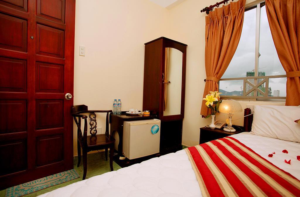 נה טראנג Sun Flower Hotel מראה חיצוני תמונה