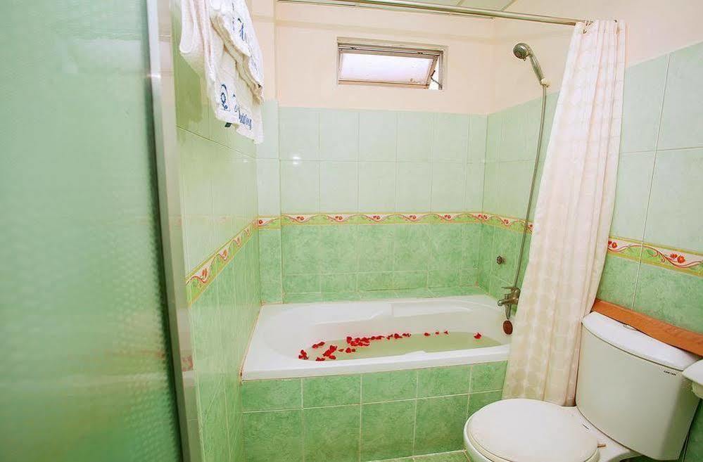 נה טראנג Sun Flower Hotel מראה חיצוני תמונה