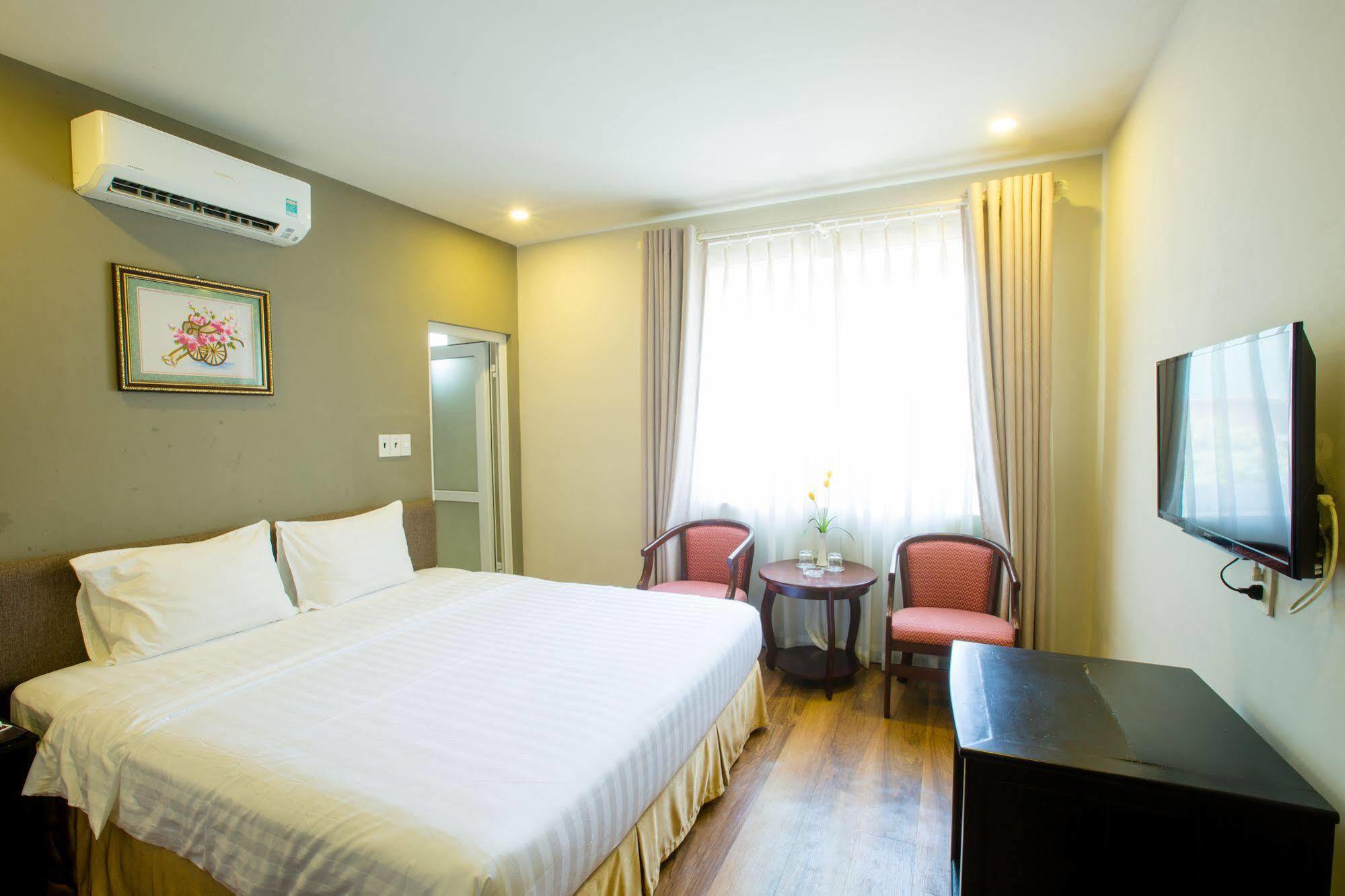נה טראנג Sun Flower Hotel מראה חיצוני תמונה
