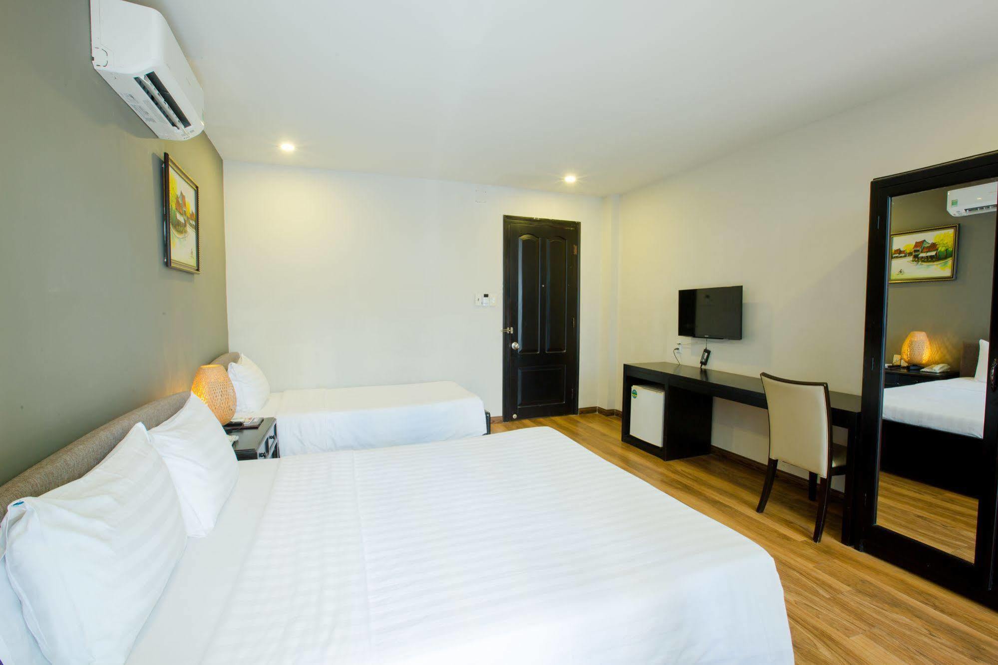 נה טראנג Sun Flower Hotel מראה חיצוני תמונה